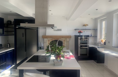 Montebourg House | LE Moulin Avec Piscine Desmee