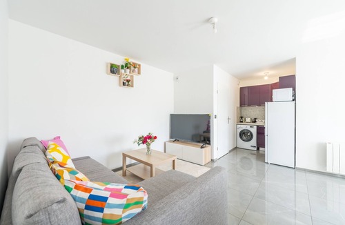 Saint-Denis Apartment | Le Moulin Basset - A 11min du Stade de France