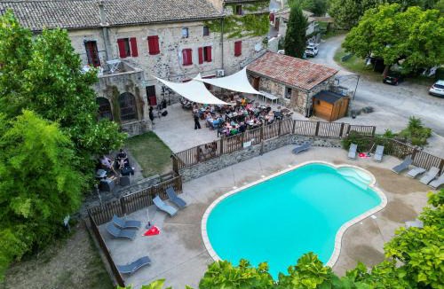 Coux Bed & Breakfast | Le Moulin D'onclaire Camping et chambres d'hôtes