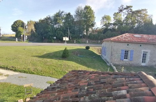 Pereuil Apartment | Le Moulin de Brousset