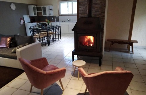 Pereuil Apartment | Le Moulin de Brousset