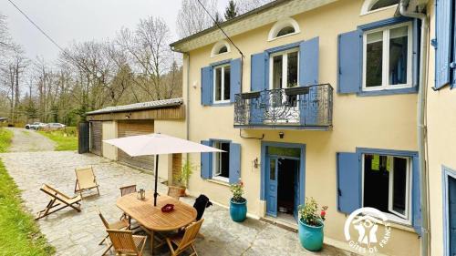 Caudebronde House | Le moulin de cameliere