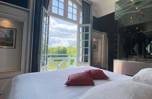 Connelles Hotel | Le Moulin De Connelles