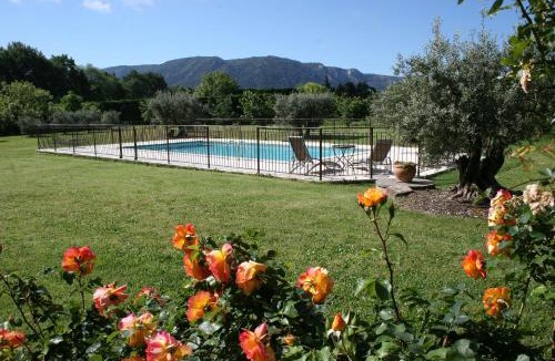 Robion House | Le Moulin de Felix