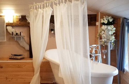 Les Moutiers-en-Retz Bed & Breakfast | Le Moulin des Tréans