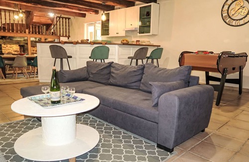 Saint-Glen House | Le Moulin de Glenn by Interhome
