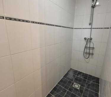 Menneville House | Le moulin de Houbronne