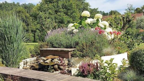 Cavron-Saint-Martin House | Le Moulin de la Planquette