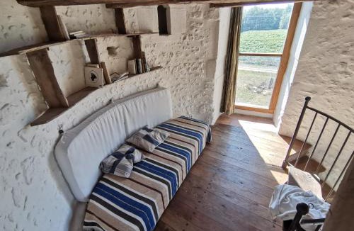 Haute-Saintonge Apartment | Le Moulin de la Garenne