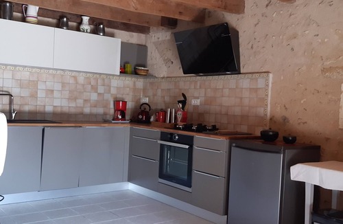 Quincay Apartment | Le Moulin de Ringere, à 15 Minutes du Futuroscope, Calme en Bordure de Rivière