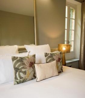 Montbarla House | LE MOULIN DE SALAZAR