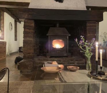 Aubry-le-Panthou Villa | Le Moulin Foulon - Rivière - 1 ha privé - Cheminée