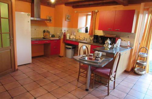 Champagne-Saint-Hilaire House | Le moulin de chaume