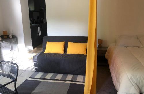 Saint-Remy-les-Chevreuse House | Le Moulin de Vaugien