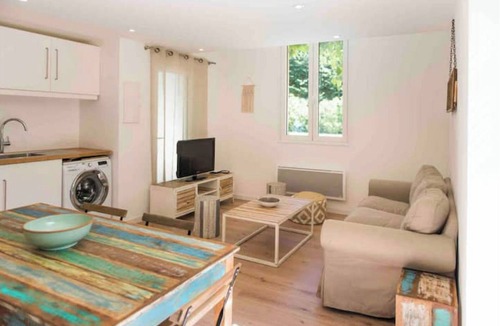 Villeneuvette House | Le Moulin Haut for up to 32 people