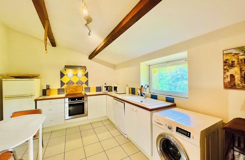 Miramas House | Le Moun Mazet 3-star self-catering accomodation, CLIM, Calm, Nature, 6 people, Provence