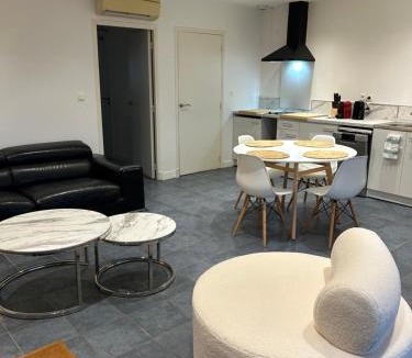 Aussonne Apartment | Le Mounestié