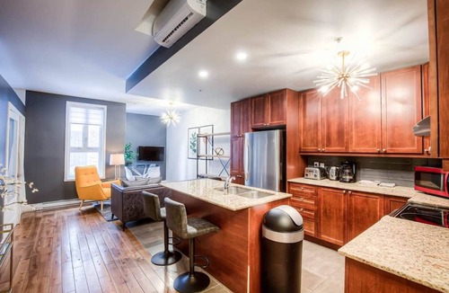 Old Montreal Apartment | Le Moyne-Heritage