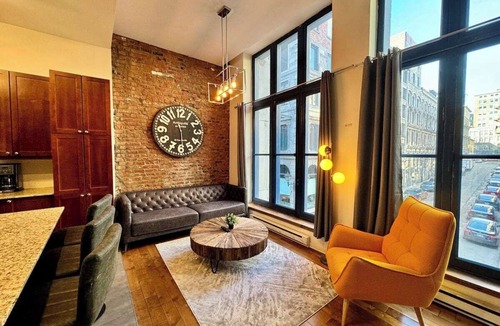 Old Montreal Apartment | Le Moyne-Heritage