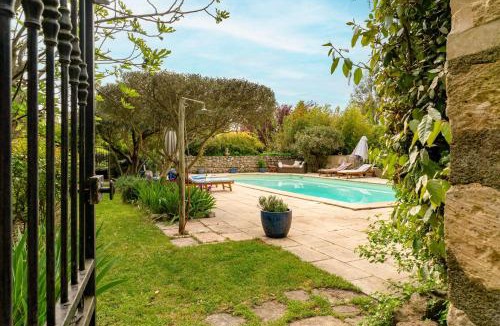 Lussan Apartment | Le Murier