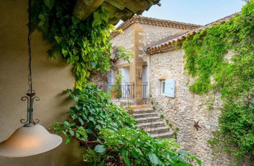 Lussan Apartment | Le Murier