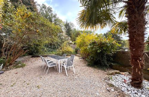 Vernou-la-Celle-sur-Seine Apartment | Le Murmure du Moulin - 14 people - Charming house