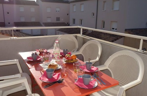 Le Grau-Du-Roi Apartment | Le Myflower by Interhome