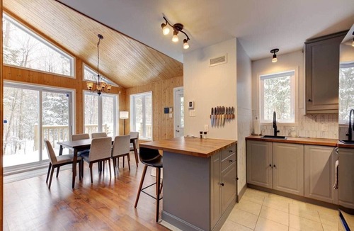 Orford House | Le Nénuphar - Foyer au bois