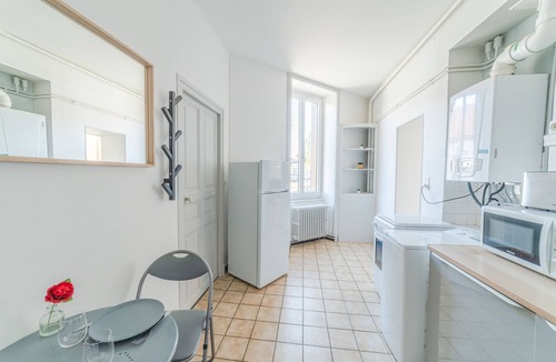 Neris-les-Bains Apartment | Le Nérisien - Charmant studio pour 2