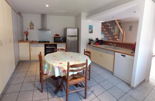 Saint-Christophe-la-Grotte House | LE NID DE LA GROTTE - SAINT CHRISTOPHE LA GROTTE