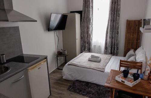 Gare-Jouvenet Apartment | Le Namasté