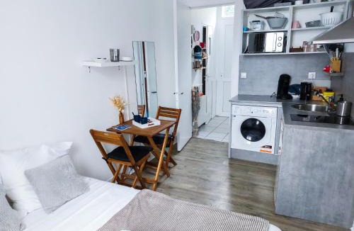 Gare-Jouvenet Apartment | Le Namasté