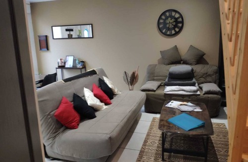 Brasles Apartment | LE Namaste Charmante Maisonnette Climatisée de 45 m²