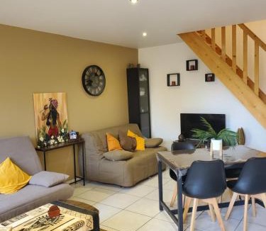 Brasles Apartment | LE NAMASTE Charmante maisonnette climatisée de 45 m2