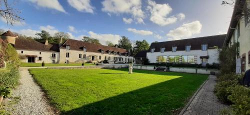 Gy-les-Nonains House | Le Nature Lodge