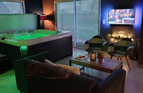 Le Quesnoy-en-Artois House | Le NaturOspa private spa gite