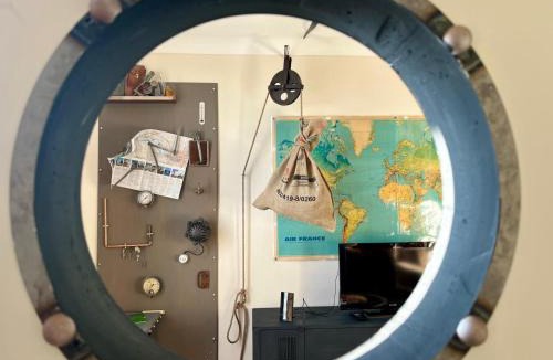 Dobree-Bon Port Apartment | Le Nautilus - Univers abyssal