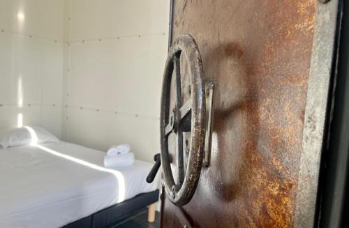 Dobree-Bon Port Apartment | Le Nautilus - Univers abyssal