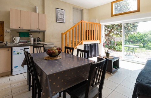 Chassiers House | Le Neflier - Pour 4 avec jardin arboré