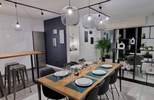Sete Apartment | Le Neuburg Sur La plage Vue Mer Clim Piscine