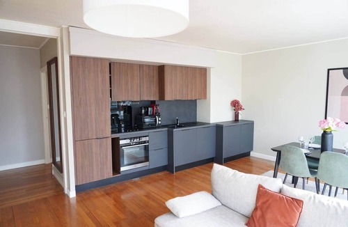 Moliere Vauban Apartment | Le Neyst, Lyon center