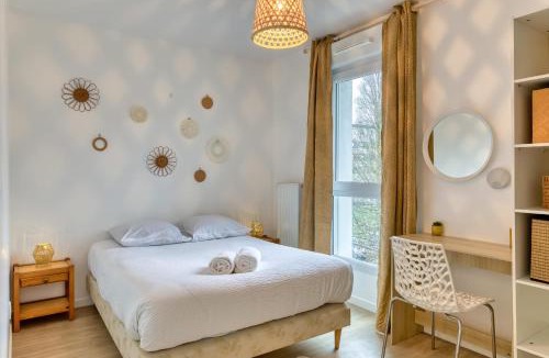 Quartier Sapins-Chatelet-Lombardie Apartment | Le Nicole un appartement en duplex avec balcon et place de parking