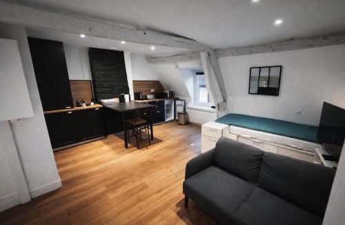 Beauvais Apartment | Le Nid Beauvaisien