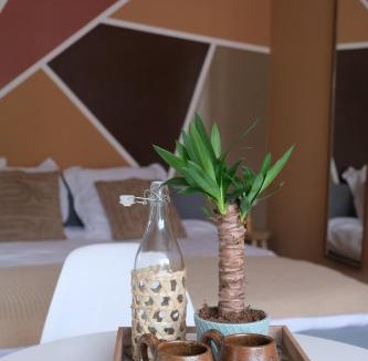 Gisay-la-Coudre Apartment | Le Nid Bohème