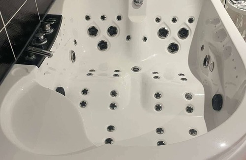 Tourcoing Apartment | Le Nid Cosy avec Balnéo