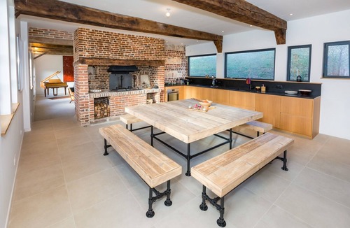 Le Bourg-Dun Villa | Le Nid Cotier - Four Bedroom Villa, Sleeps 8