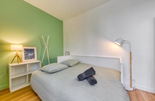 Corbeil-Essonnes Apartment | Le Nid Cozy - Face Gare De Corbeil