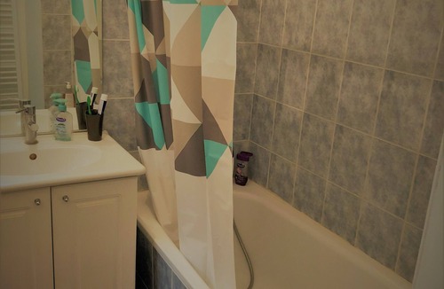 Chaponnay House | "Le nid cozy" nice duplex with character