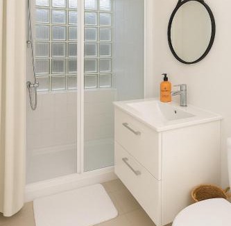 Saint-Jean Eudes Saint-Gilles Apartment | Le Nid d Abbaye