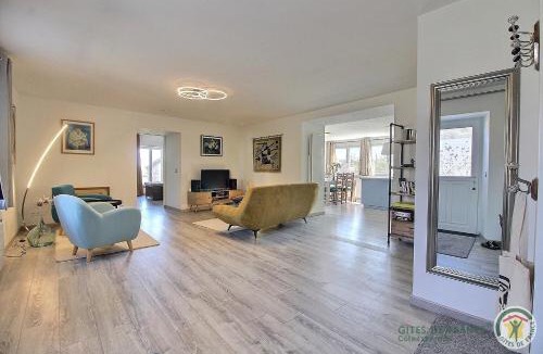 Bourbriac House | Le nid d'hirondelles